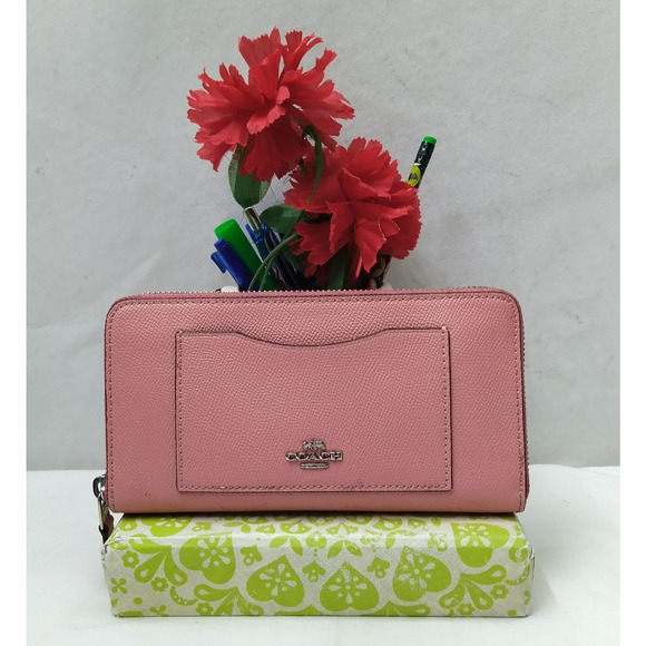 Coach Pink Leather Zip Around Credit Card Wallet - Picture 1 of 16